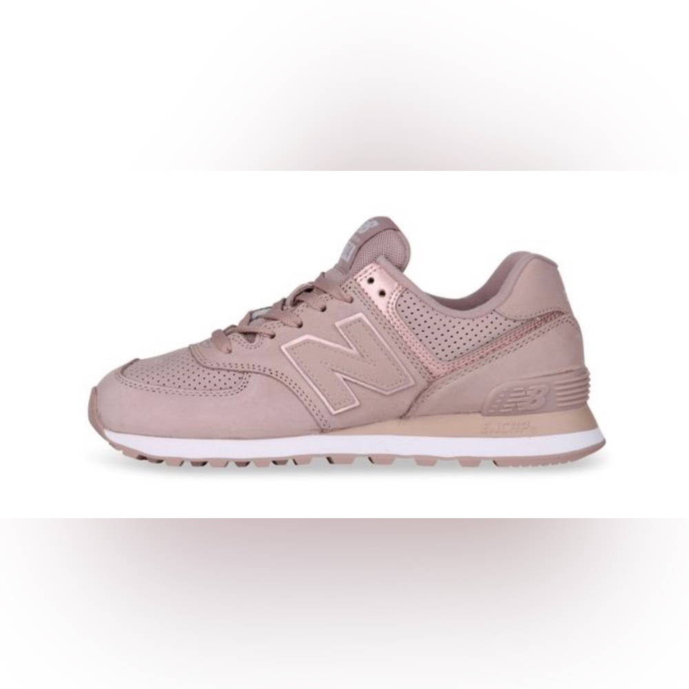 New Balance 574 Pink Au Lait Champagne Nubuck Size 8.